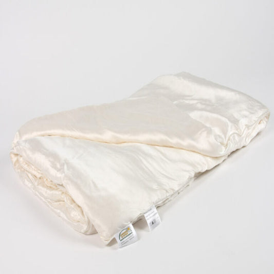 Seidendu­vet – Naturprodukt aus reiner Seide